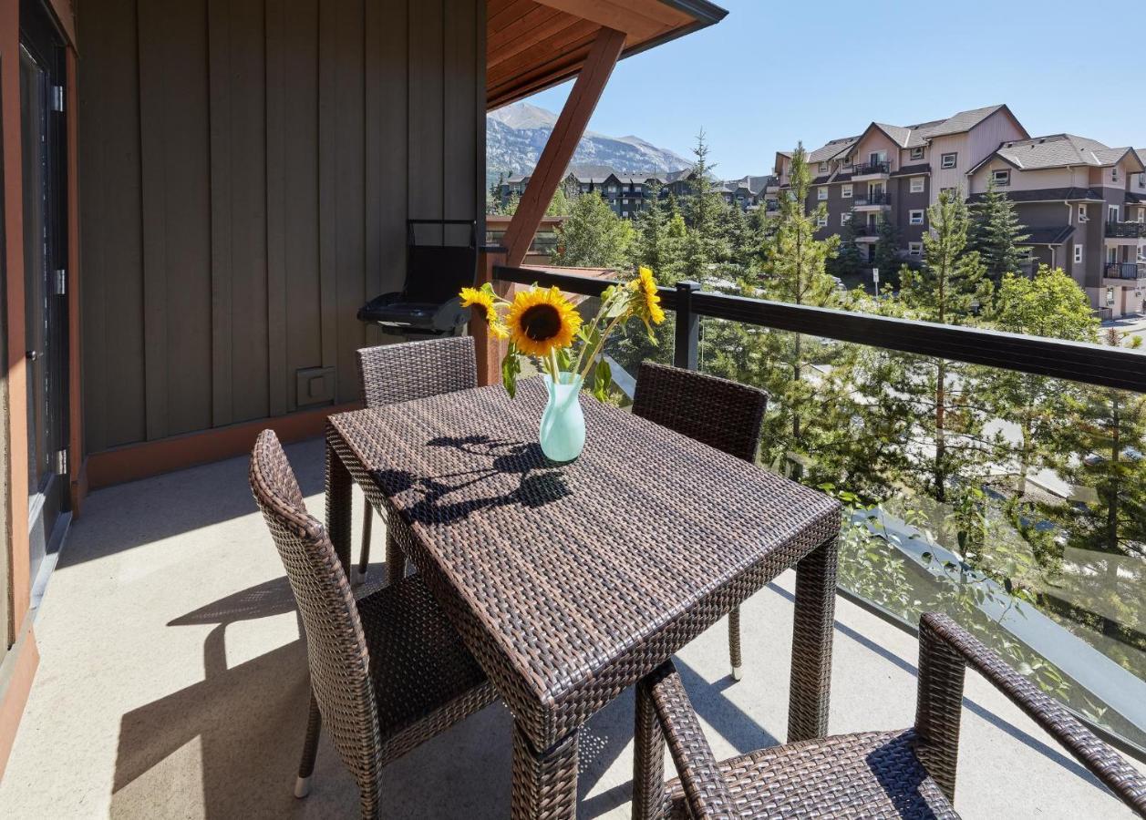 Sunset Ridge - Luxurious Corner Condo - Spectacular Mt Views With Open Pool! แคนมอร์ ภายนอก รูปภาพ